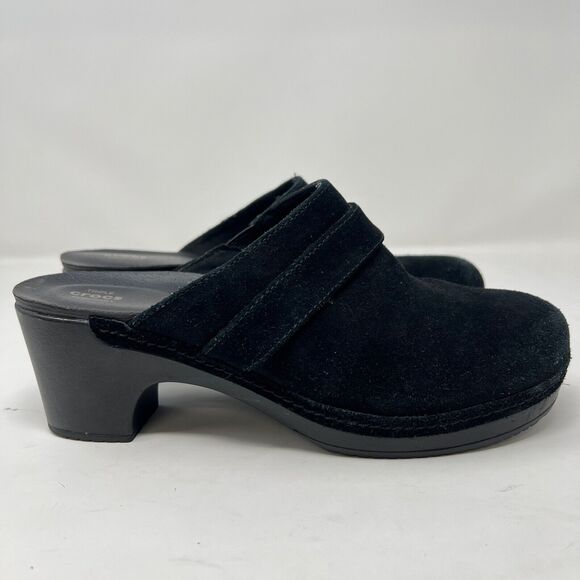 Crocs Sarah Black Suede Clogs Comfort Mules Women’s Size 8 - Picture 8 of 15